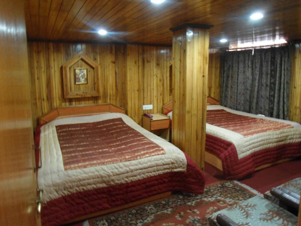 Broadway Hotell Darjeeling  Rum bild