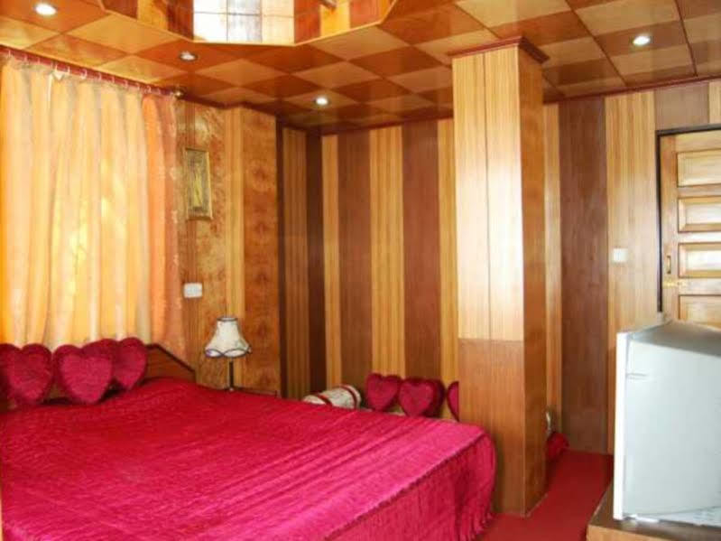 Broadway Hotell Darjeeling  Exteriör bild
